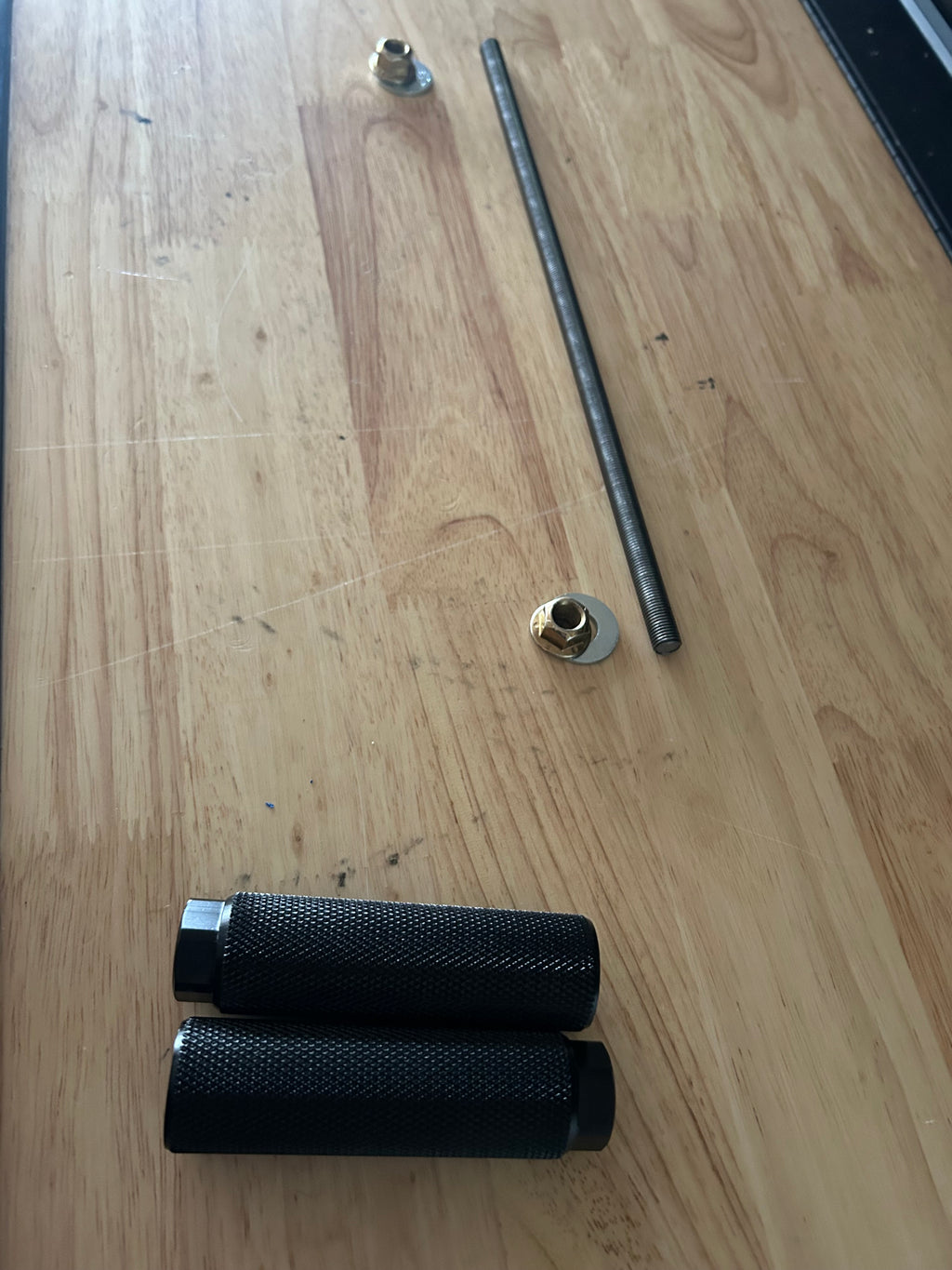 Tuttio shift locks